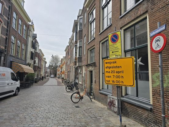 Turftorenstraat maandag 20 april afgesloten