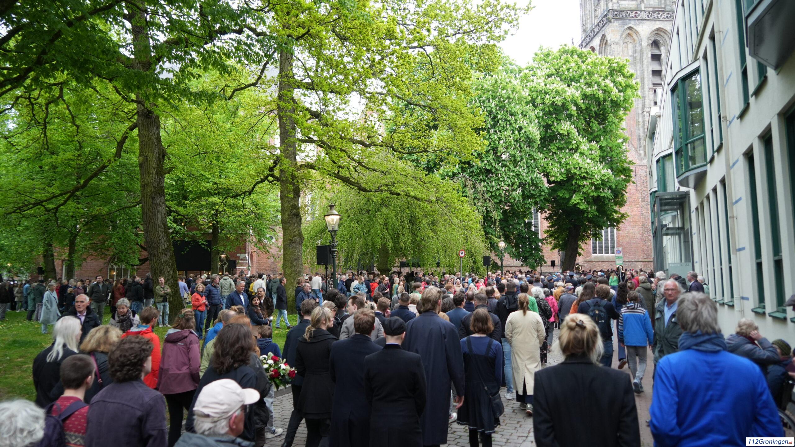 Herdenking in Groningen: stille tocht en oproep tot waakzaamheid
