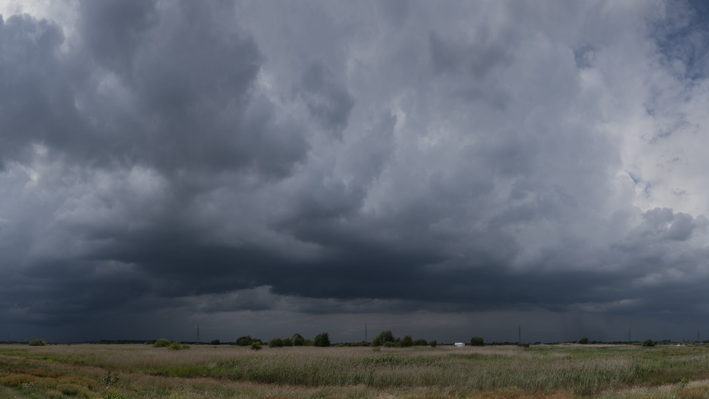 Onweer, windstoten en hagelstenen van twee centimeter: Code geel