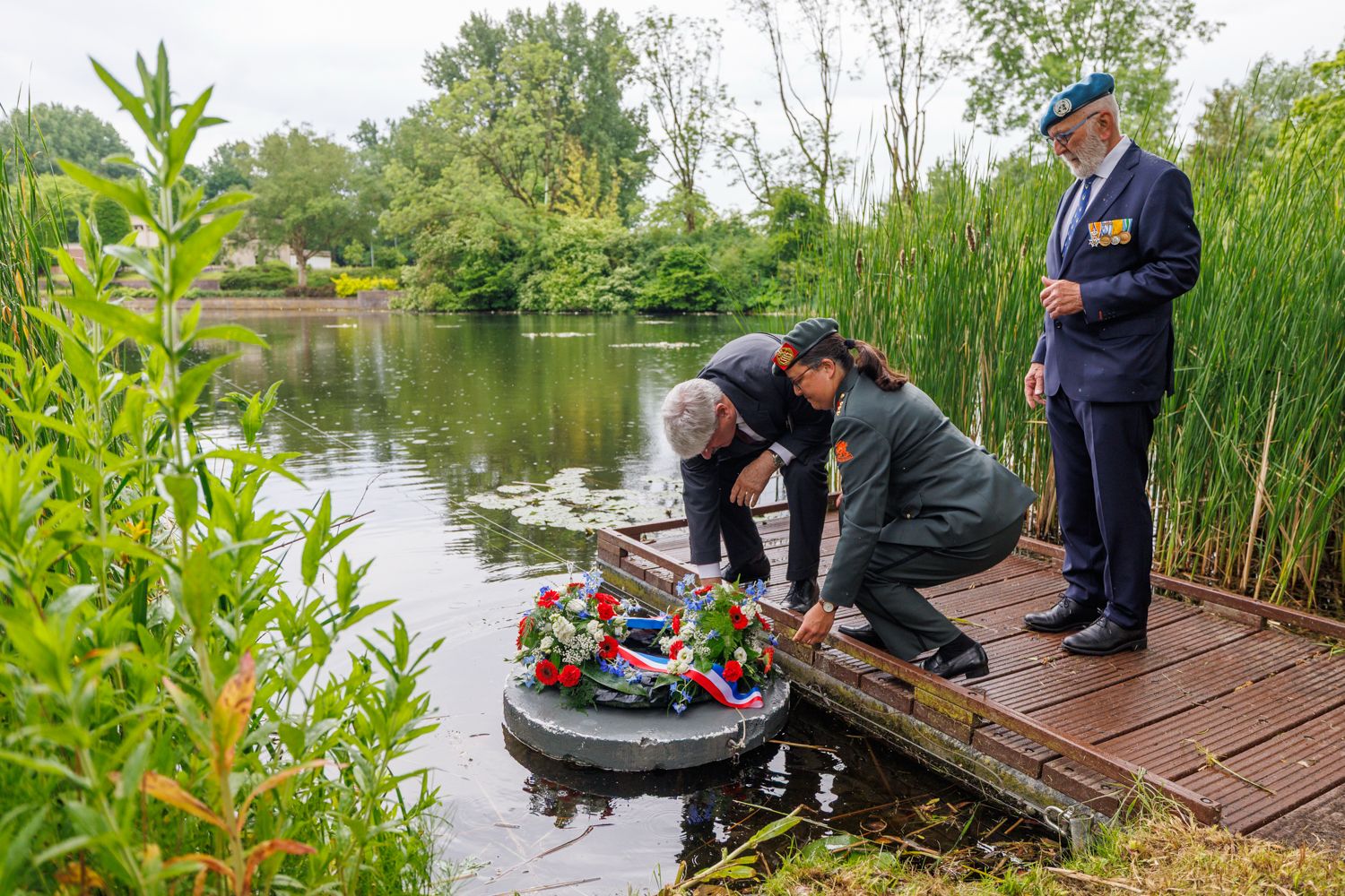 Groningse militairen herdacht op Selwerderhof: “Dit is geschiedenis die we nooit mogen vergeten”