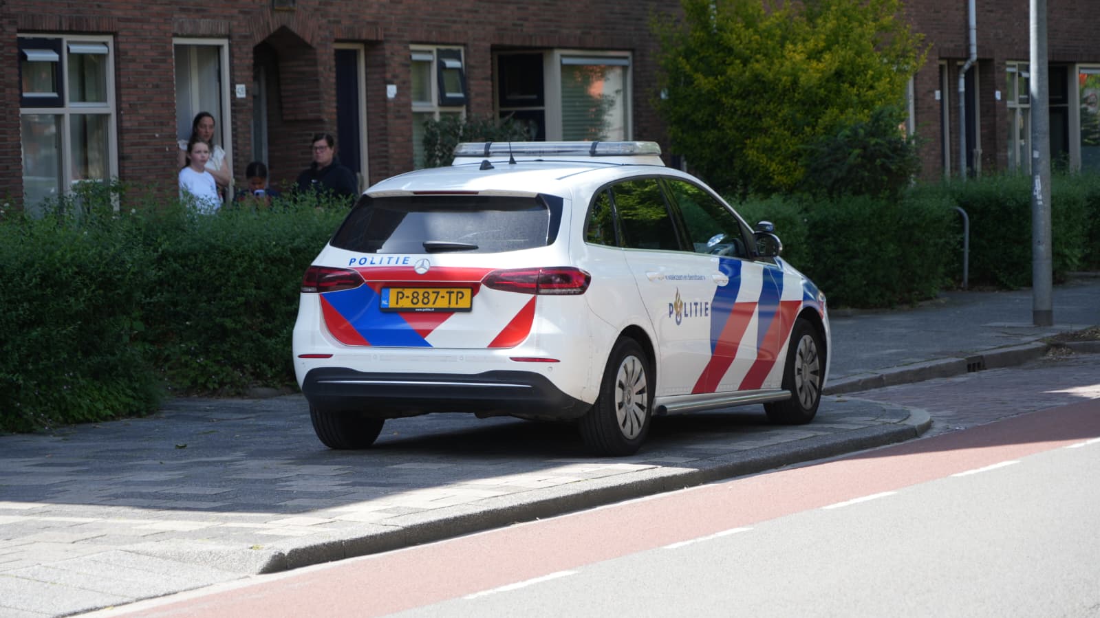 Hulpdiensten weer naar woning aan Zaagmuldersweg, dit keer na ‘loos alarm’ over woningbrand