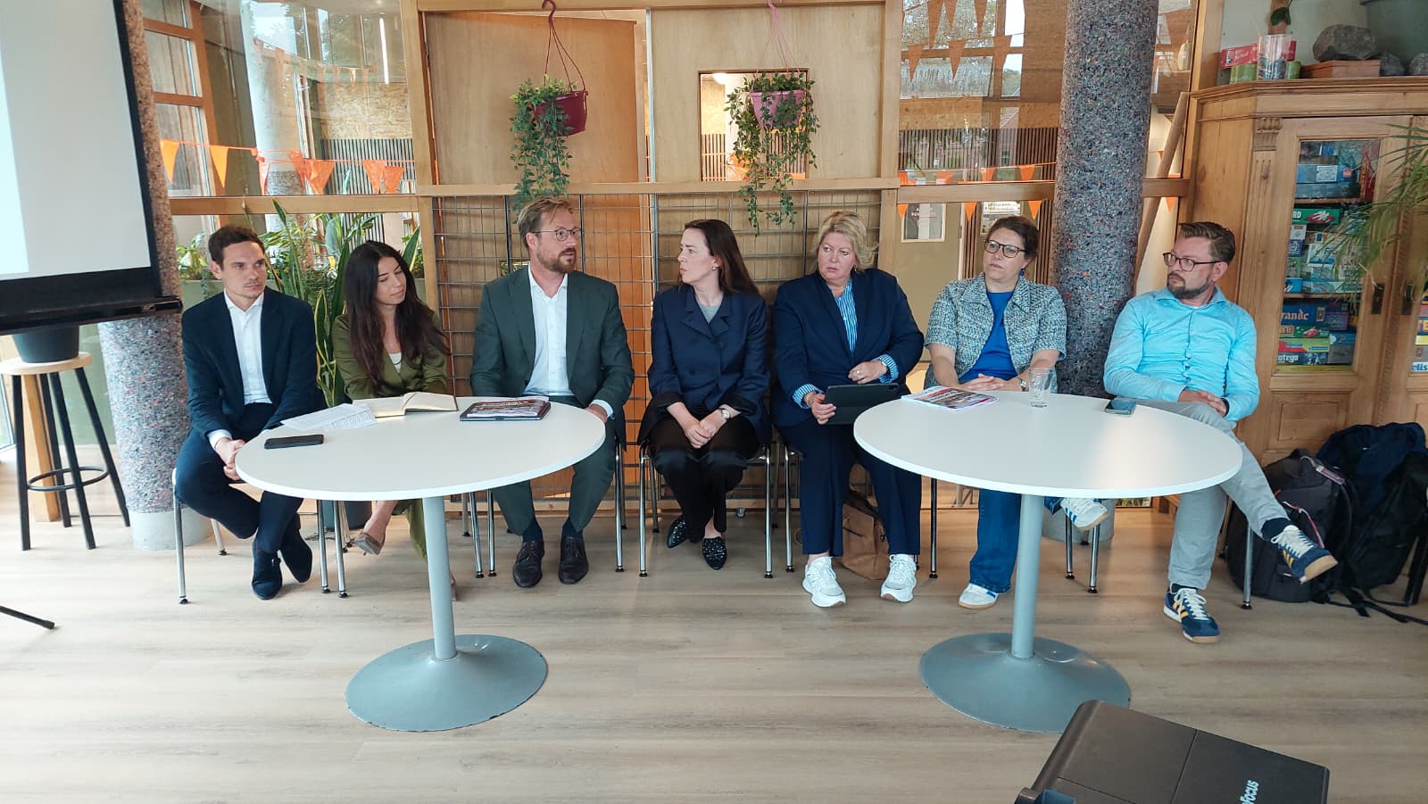 OZB omhoog, minder reclamebelasting en bakkers op zondagochtend open: dit valt op in de plannen van 