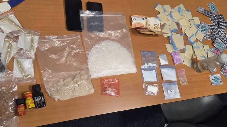 Verkeerscontrole leidt tot aanhouding benevelde Stadjer (46) en forse drugsvondst