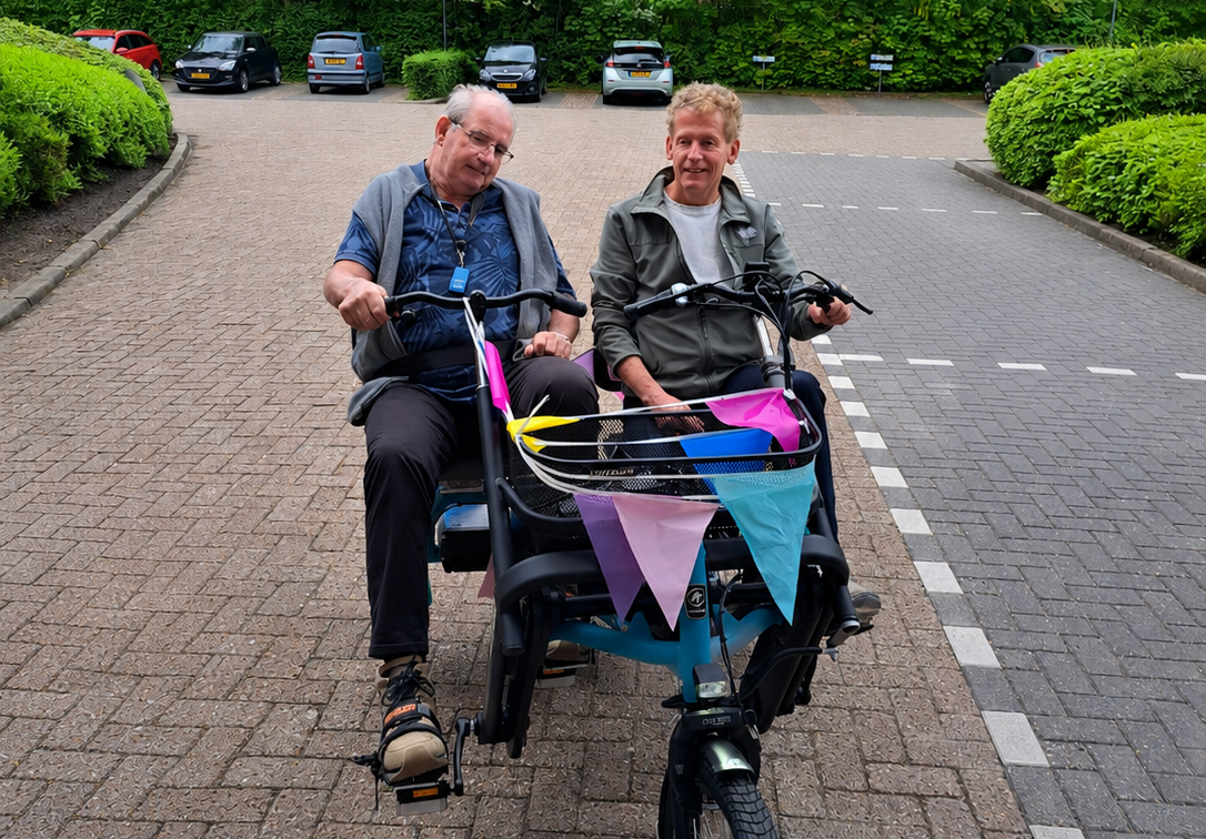 Vrijwilliger fietst door Italië voor nieuwe duo-fiets Talentencentrum: “Ik zie cliënten enorm geniet