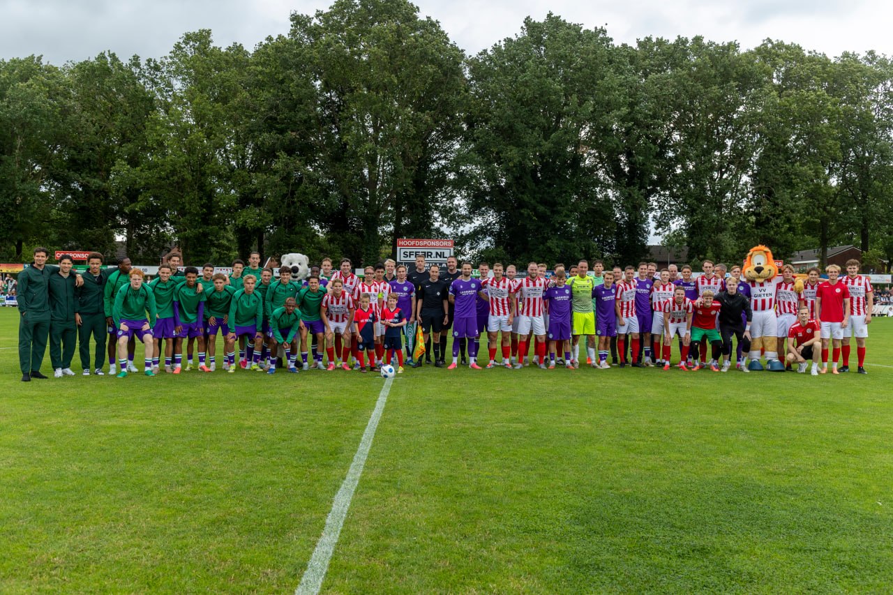 FC Groningen sluit amateurreeks in voorbereiding af met zevenklapper tegen Gieten
