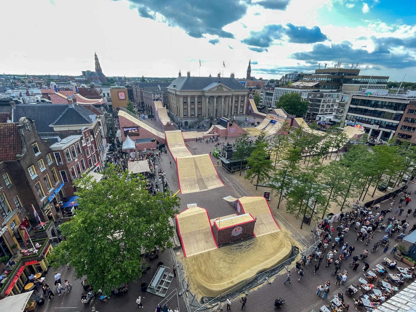 Grote Markt maakt zich op voor Red Bull District Ride: duizenden bezoekers verwacht