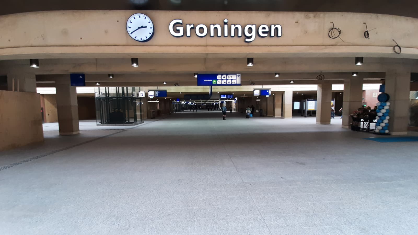 OV Servicewinkel op Hoofdstation opent de deuren