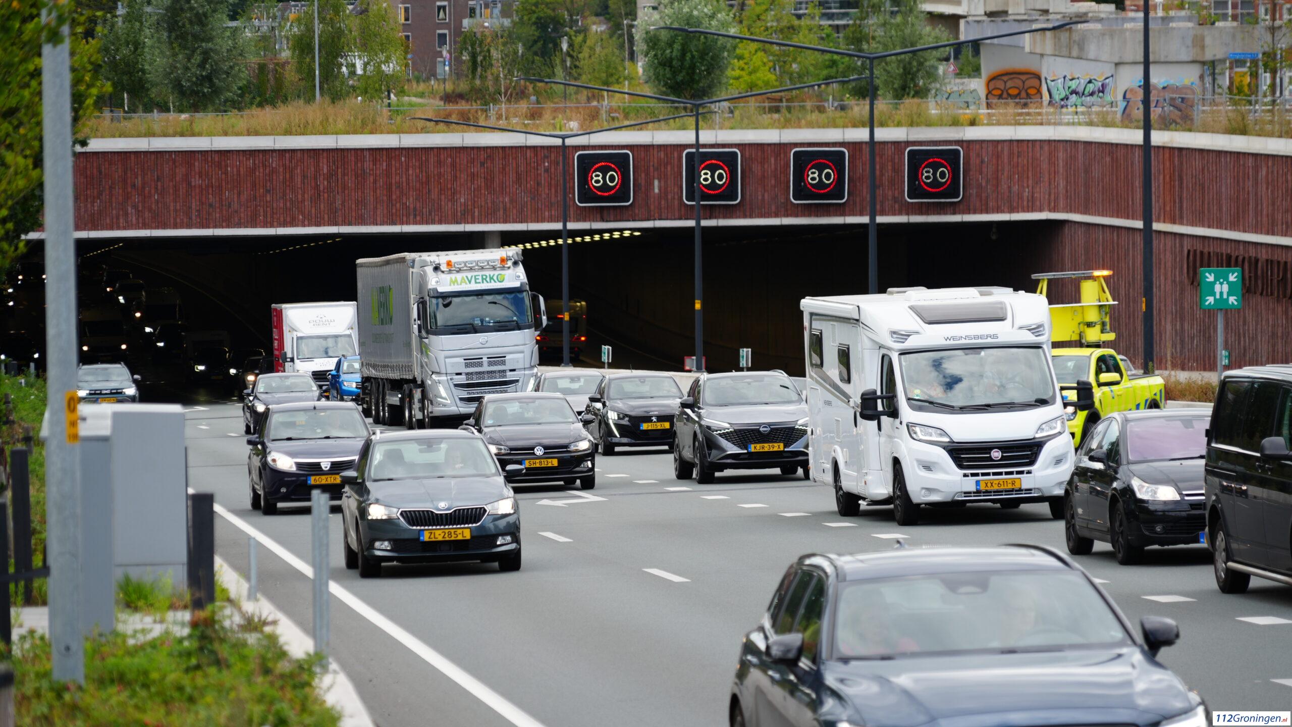 File in de verdiepte ligging door ongeluk