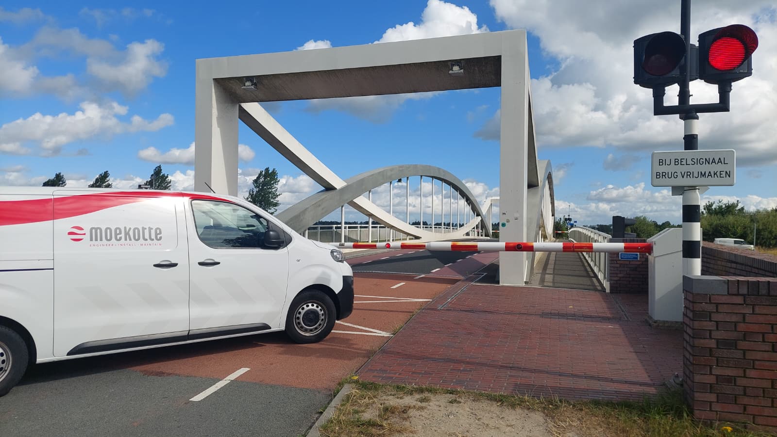 Dorkwerderbrug afgesloten door storing