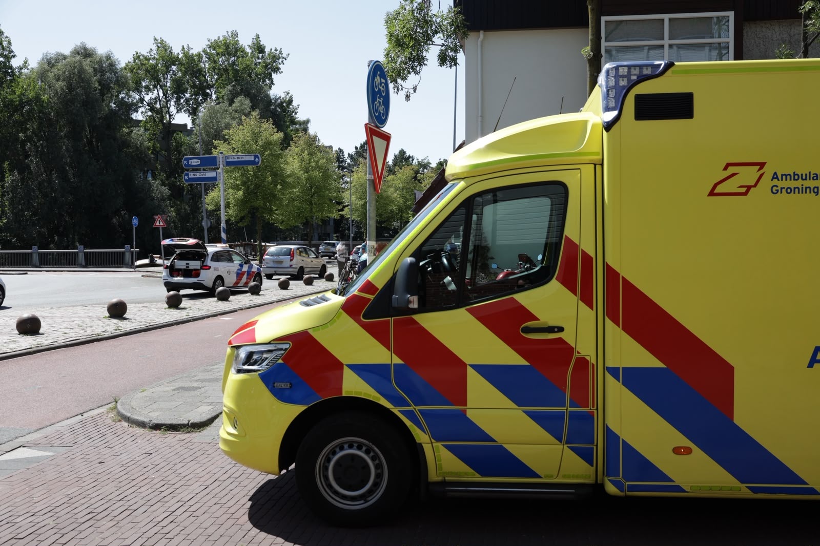 Scooterrijder gewond bij verkeersongeluk Aweg