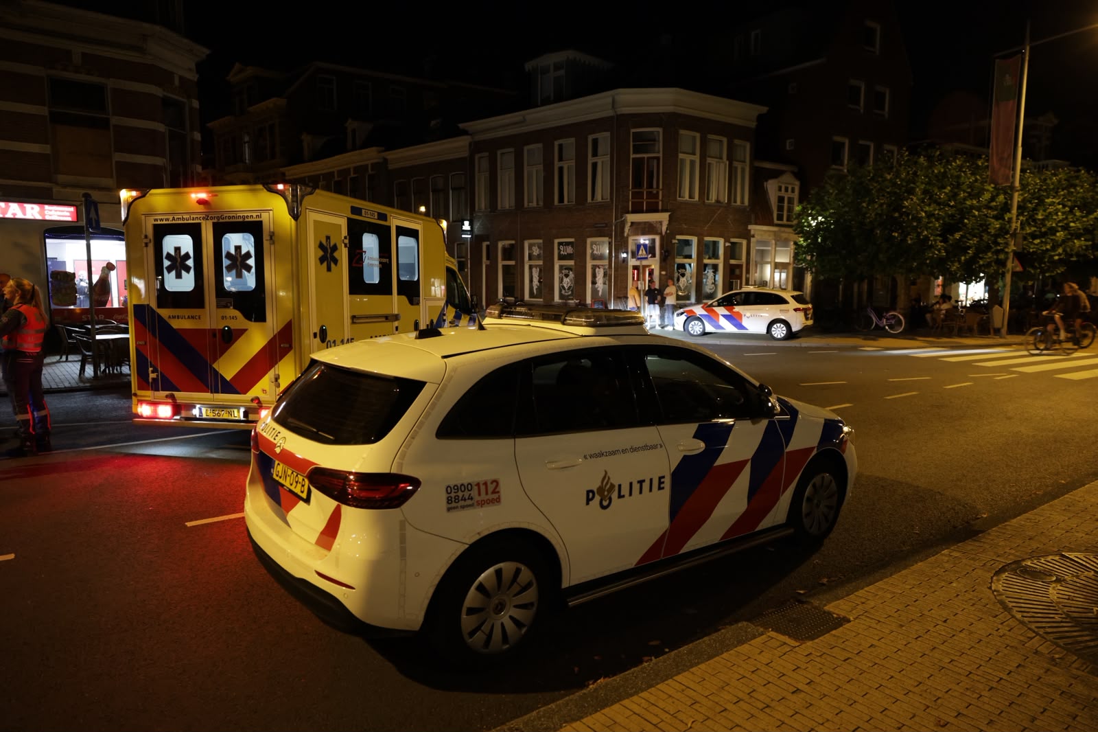 Fietser gewond bij aanrijding met taxi op Gedempte Zuiderdiep