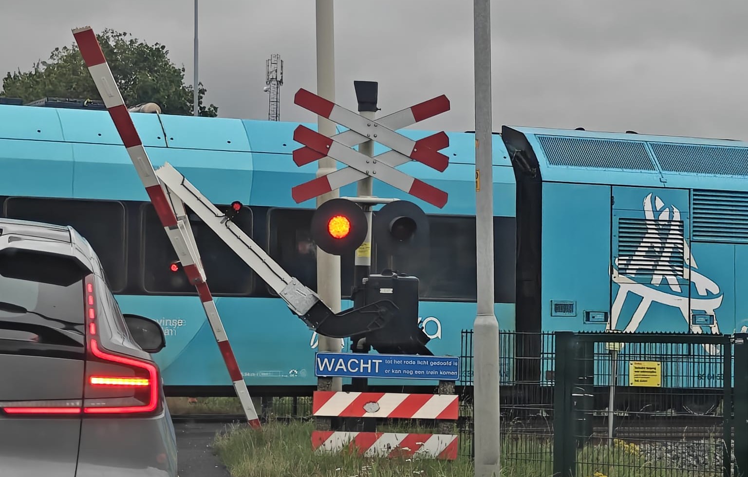 Kapotte slagboom zorgt voor vertraging op het spoor bij Waterhuizen