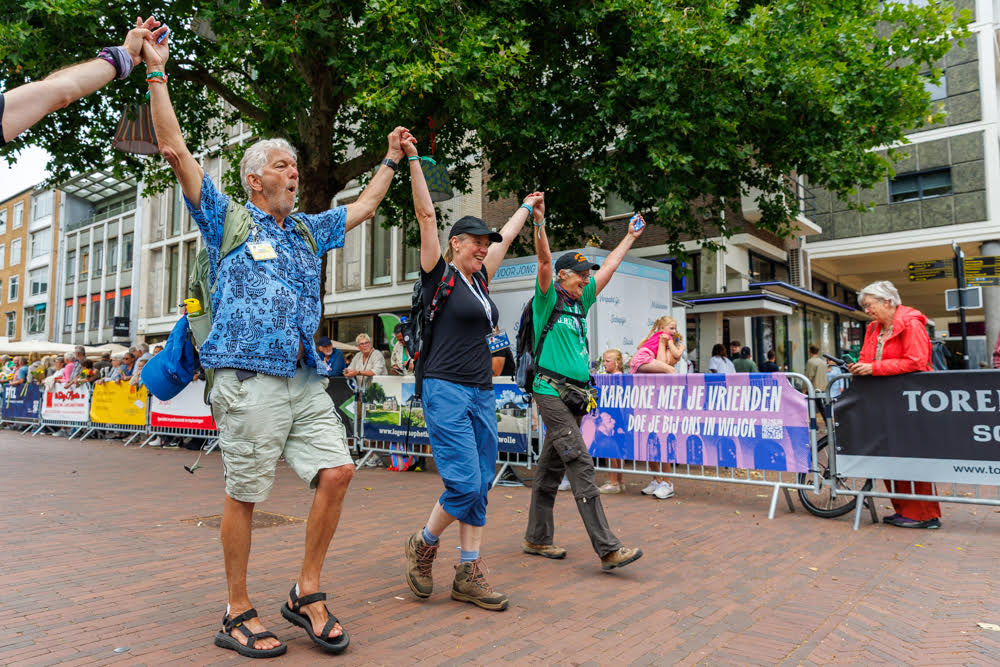 Groningse 4Daagse haalt ruim 22.000 euro op voor Maggie’s Center Groningen