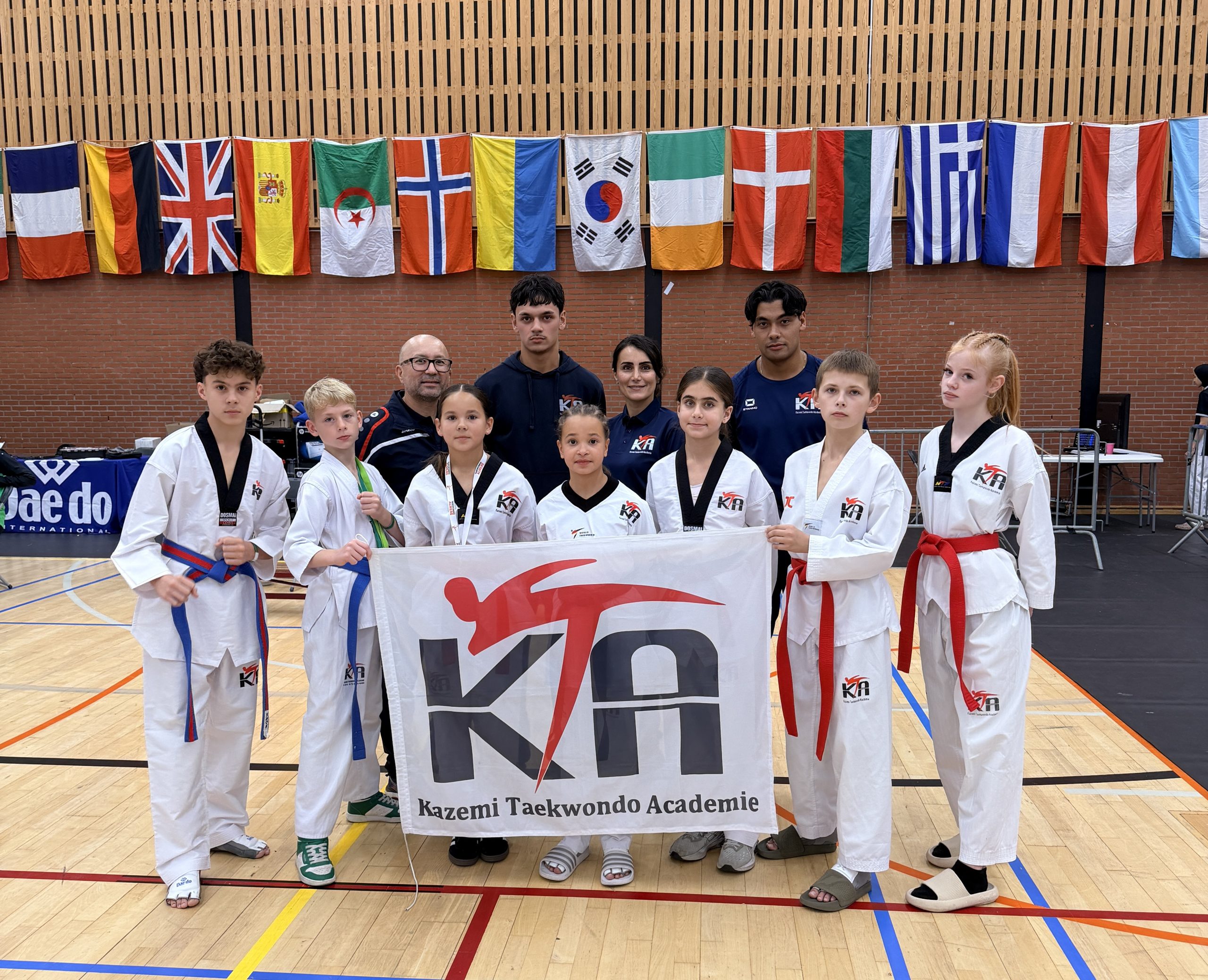 Groningse taekwondoploeg wint twee gouden, twee zilveren en twee bronzen medailles