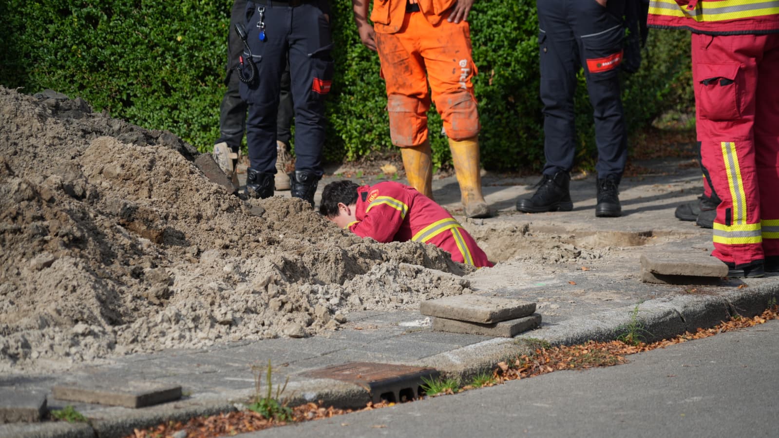 Gasleiding geraakt bij werkzaamheden in Corpus den Hoorn
