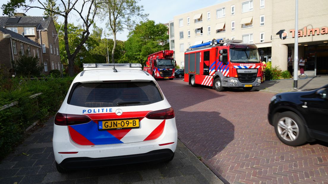 Brandweer rukt uit voor vermoedelijke brand in zorgcentrum in Stad