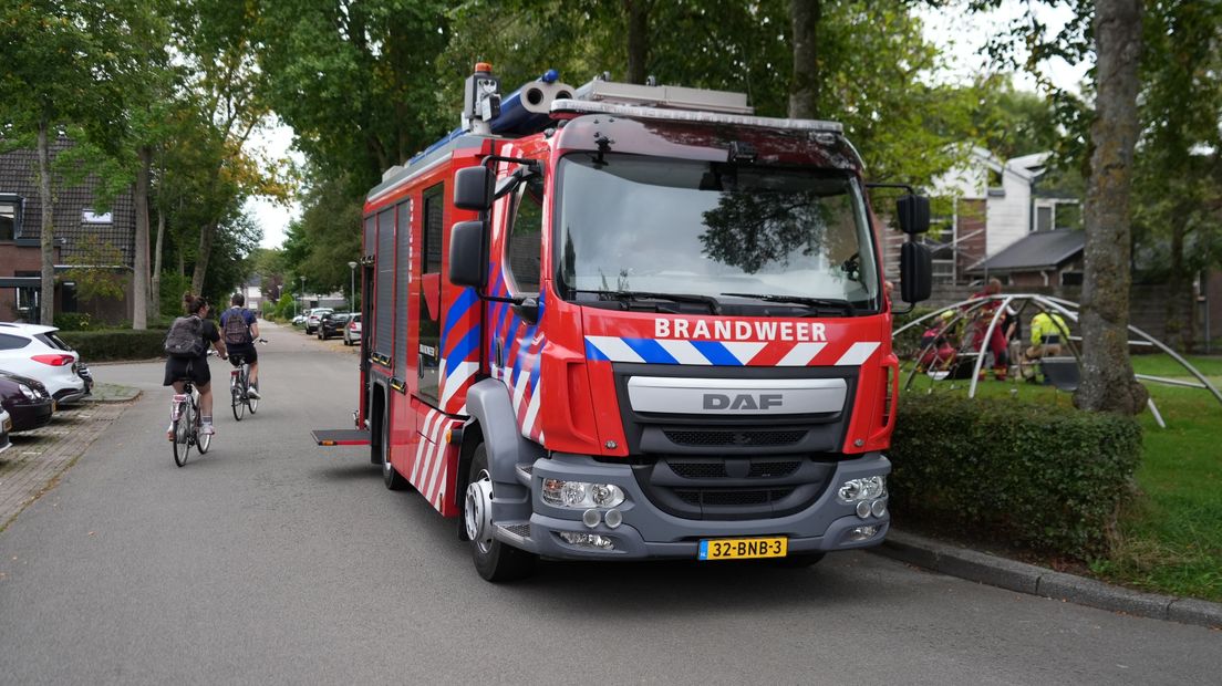 Brandweer bevrijdt kind uit wip in speeltuin