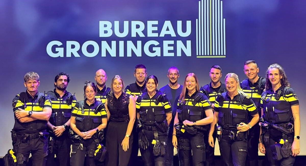 Publiek maakt kennis met de agenten van ‘Bureau Groningen’ in Forum