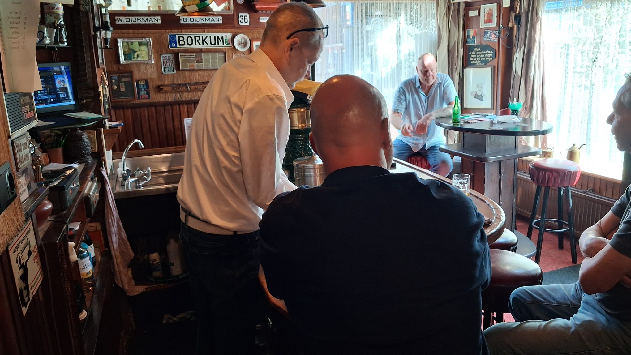 Café Dijkman op de Dag van de Bruine Kroeg: “Dit is een café, geen kroeg”